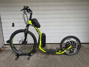 E-Scooter All Terrain 26“/ 20“ Motor 48V 750W (Max 1000W) (1 foto / 8)