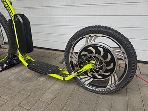 E-Scooter All Terrain 26“/ 20“ Motor 48V 750W (Max 1000W) (3 foto / 8)