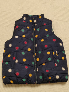 Tüdrukute vest Mothercare suurus 104-110. (1 foto / 3)