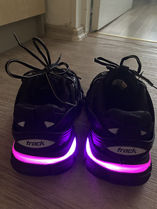Balenciaga Track (2 фото из 5)