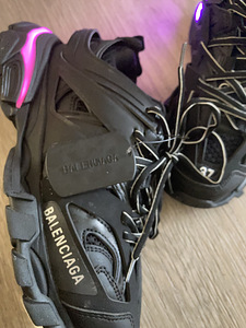 Balenciaga Track (5 фото из 5)