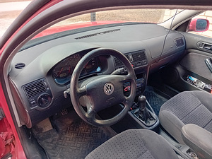 Volkswagen Golf 4 Variant 2000 1.9TDI 66kW (7 фото из 8)