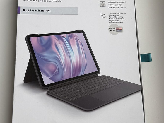 Logitech Combo Touch iPad Pro 11-inch (M4) , SWE