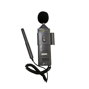 Многофункциональный измеритель Velleman DVM401 + сумка (6 фото из 6)