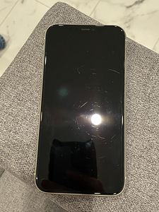 iPhone 11 (4 foto / 4)