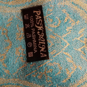KAULALIINA TURKOOSI KULTA KUVIOINEN 100 PR PASHMINAA