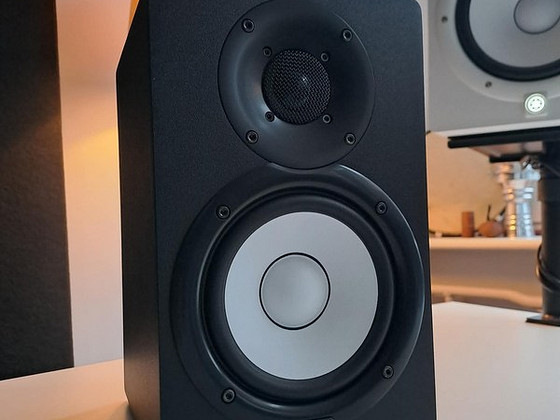 Yamaha HS 5