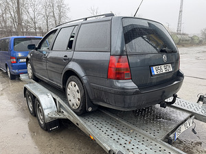 VW Golf varuosadeks (2 foto / 5)