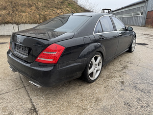 Mercedes w221 s550 (6 фото из 10)