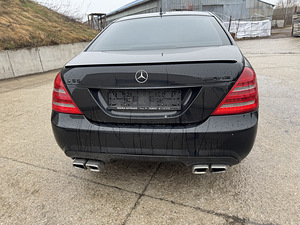 Mercedes w221 s550 (7 фото из 10)
