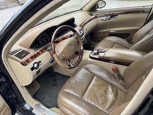Mercedes w221 s550 (10 фото из 10)