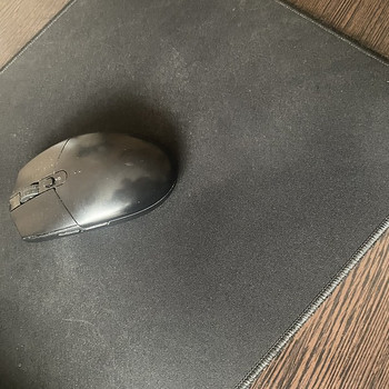 Logitech g304 ja Hyper X hiirematt