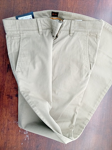 Hugo Boss püksid (2 foto / 2)