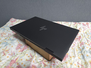 Laptop HP ENVY x360 15-ew0003ny (711U6EA) (1 foto / 4)