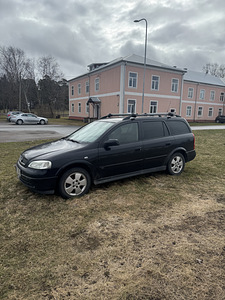 Opel Astra (10 фото из 14)