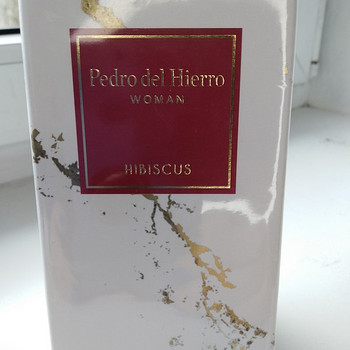 Pedro del Hierro woman perfume