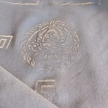 HOPEAN VÄRINEN KAULALIINA VERSACE KUVIOILLA