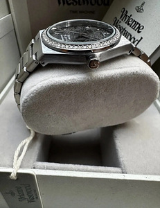 Vivienne Westwood Watches Charterhouse (2 foto / 4)