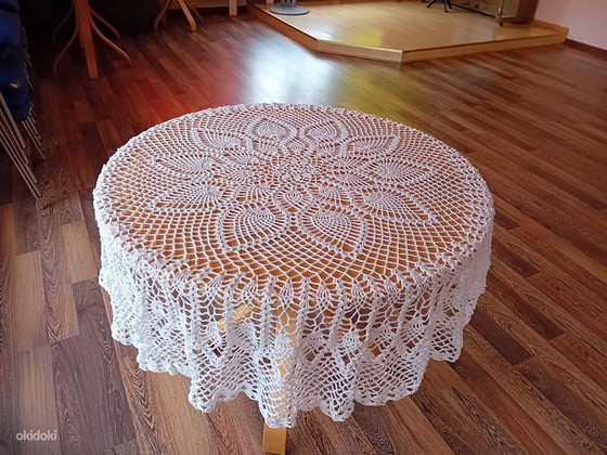 Laudlinad 150 -160 cm puuvillast скатерти