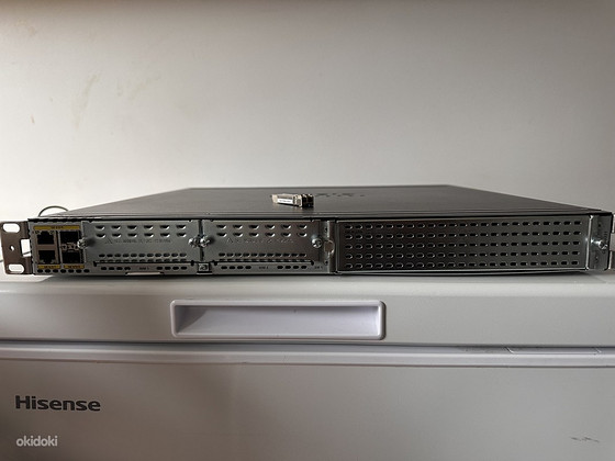 Cisco ISR4331 корпоративный маршрутизатор 80GB SDD