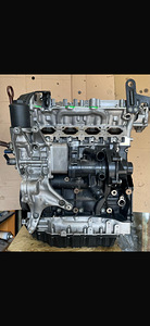 Двигатель 2.0 TFSI EA888 (1 фото из 4)