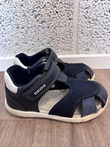 Sandaalid GEOX s.25/ Сандалии GEOX р.25 (1 фото из 4)