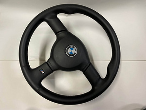 Руль M-Tech 2 для BMW, спортивный руль E34 E32 и т.д. (1 фото из 7)