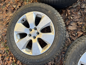 Литые диски Subaru R17 (6 фото из 6)