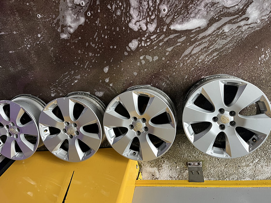 Литые диски Subaru R17