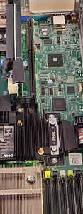 Dell R730 SFF 16 E5-2697A v4 (8 фото из 8)