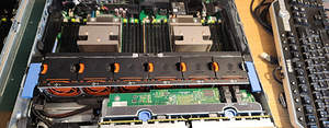 Сервер Dell R730 SFF 16 E5-2695 v4 (4 фото из 8)