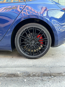 Tesla Model 3 - Performance (9 foto / 14)