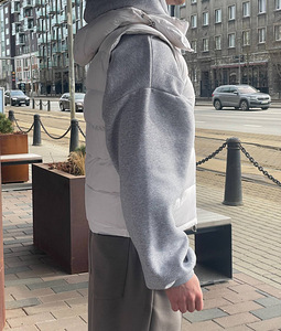 Moncler Hooded Vest (2 foto / 3)