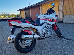 Yamaha TDM 850 4tx (4 foto / 8)