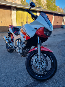 Yamaha TDM 850 4tx (5 foto / 8)