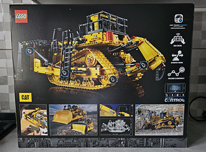 LEGO App-Controlled Cat® D11 Бульдозер (2 фото из 5)