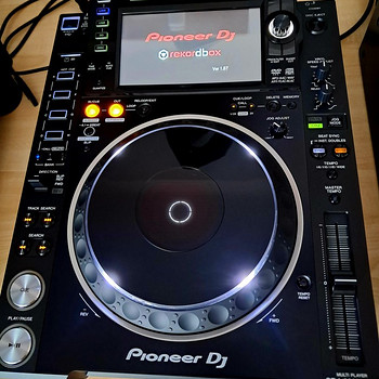 Pioneer DJ CDJ-2000NXS2