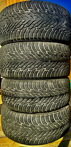Müüa premium rehvid Nokian Hakkapeliita3 245 40 R20 99T (3 foto / 5)
