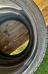 Müüa premium rehvid Nokian Hakkapeliita3 245 40 R20 99T (5 foto / 5)