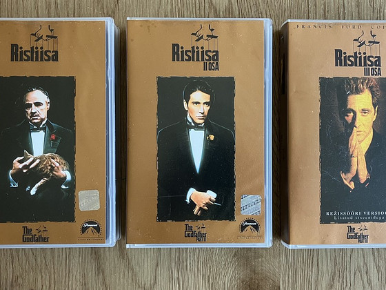 RISTIISA triloogia I,II,III osa est.sub
