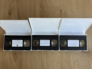 SÕRMUSTE ISAND 3 filmi VHS (4 foto / 4)