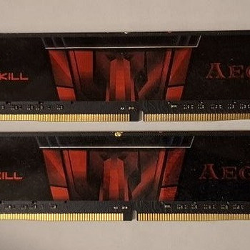 Комплект из 2 модулей оперативной памяти 32GB