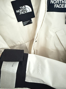 The North Face jope XS (3 foto / 4)