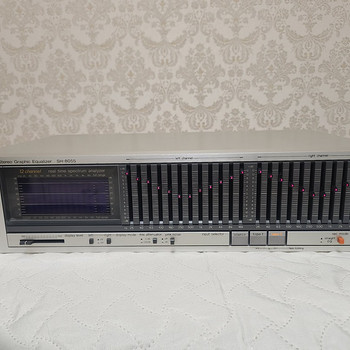 СТЕРЕО ГРАФИЧЕСКИЙ ЭКВАЛАЙЗЕР Technics SH-8055