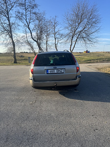 Ford Mondeo (5 фото из 12)