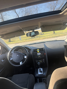 Ford Mondeo (10 фото из 12)
