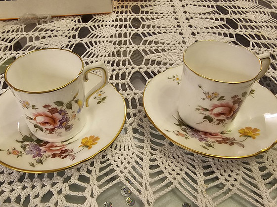 Vintage kohvitasside paar (tass ja alustass)