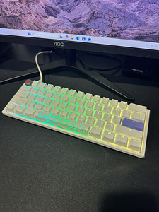 Игровой ПК + полный сетап (RTX 4060 / Ryzen 7 7800X3D) (5 фото из 10)