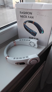 Kaelale kantav mini ventilaator (2 foto / 5)
