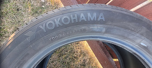 Yokohama BluEarth E70 (4 фото из 5)